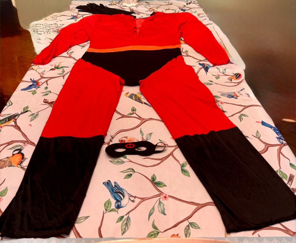 Disney Pixar The Incredibles Mr. Incredible Halloween Costume Size Med